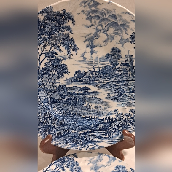 2 Ridgway Ironstone Meadowsweet Blue Plates Staffordshire England. - Picture 3 of 8